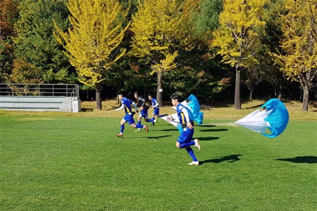 Tuyển Việt Nam giảm khối lượng tập, sẵn sàng đối đầu Incheon United