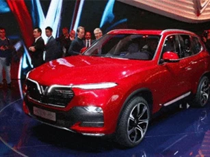 ĐIỂM TIN XE HOT (20/10): Đại gia Việt tậu 9 xe Vinfast, người Việt mê Honda Vario giá ngang SH