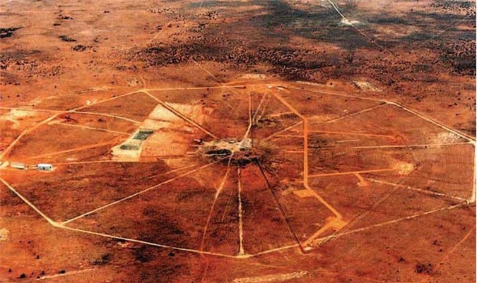 Thổ dân Australia 'chết mòn' với bụi phóng xạ của Anh 65 năm trước