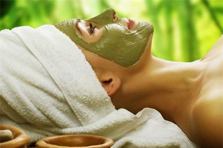 Một số loại mặt nạ làm đẹp từ bột trà xanh và lưu ý khi sử dụng