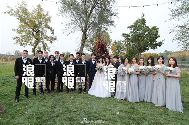 Đám cưới hot nhất Cbiz ngày hôm qua: Dàn phù rể đẹp trai "lấn át" cả chú rể