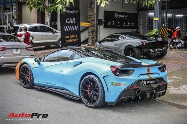 Chán phong cách hầm hố, chủ nhân siêu xe Ferrari 488 SVR độc nhất Việt Nam lại tân trang vẻ ngoài - Ảnh 1.