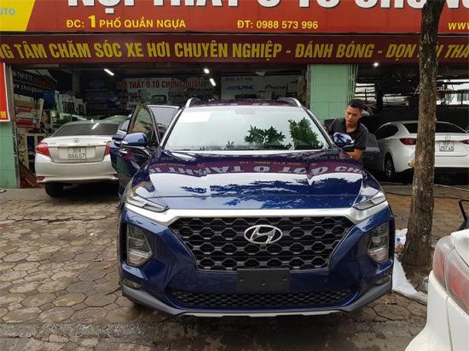 Hyundai SantaFe 2019 xuất hiện trên phố tại Hà Nội