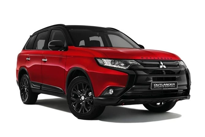 Chi tiết Mitsubishi Outlander phiên bản giới hạn, giá 800 triệu. Mitsubishi Outlander Sports Edition có giá bán 142.888 Ringgit (tương đương 801,79 triệu đồng) tại thị trường Malaysia. Mẫu SUV này chỉ có 120 chiếc được bán ra. (CHI TIẾT)