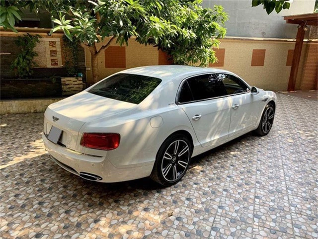 Sau 5 năm, Bentley Flying Spur rẻ như Mercedes-Benz S560 sắp ra mắt - Ảnh 2.