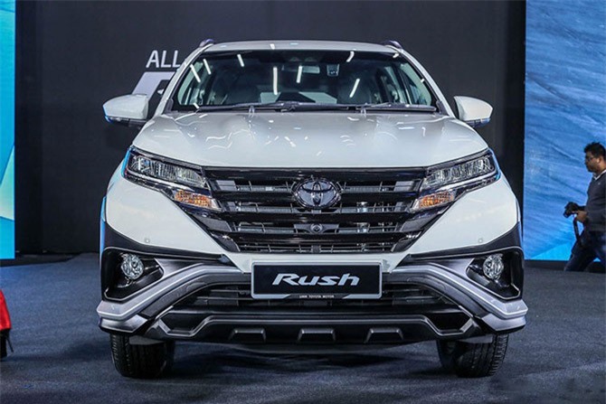Xe Toyota Rush mới "sang chảnh" hơn, giá từ 520 triệu đồng