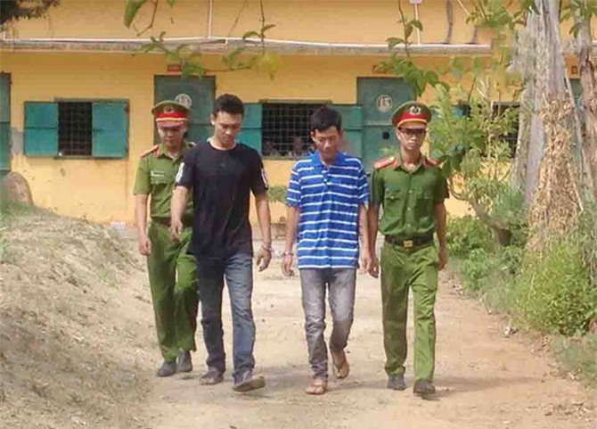 Nhóm thanh niên bắt cóc người để đòi tiền nợ