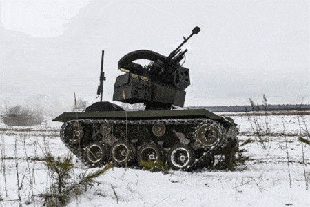 Clip: Robot thực chiến Nerekhta diệt mục tiêu trong môi trường băng giá