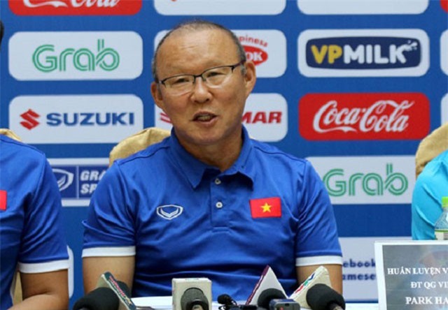 HLV Park Hang Seo chưa hài lòng về hàng thủ của ĐT Việt Nam 