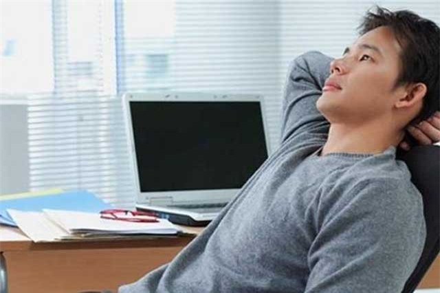 6 nhược điểm khiến đàn ông thật thà khó có bạn gái