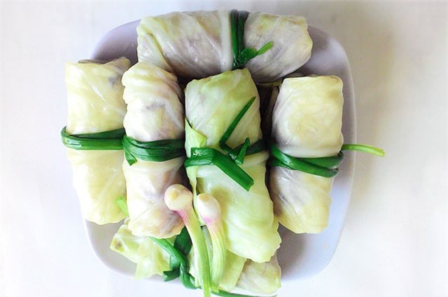 Clip: Hướng dẫn làm bắp cải cuộn thịt thơm ngon, lạ miệng