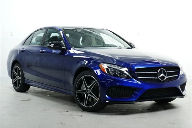 6. Mercedes-Benz C-Class (doanh số: 46.480 chiếc).