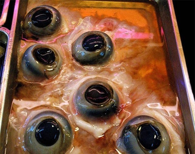 Cửu độc đặc sản ghê sợ, kinh dị nhất thế giới "hớp hồn" du khách