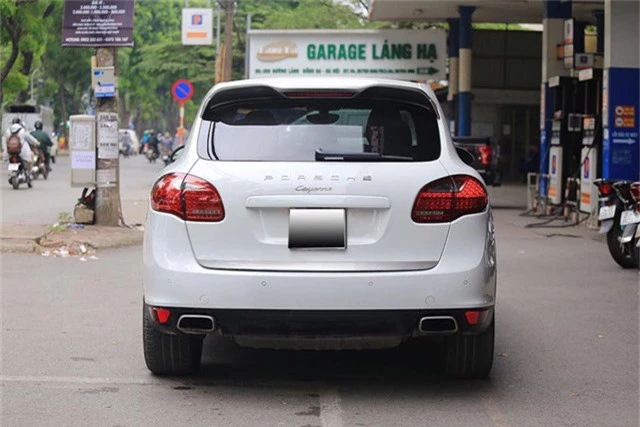 Porsche Cayenne model 2014 được rao bán ngang một chiếc Mercedes-Benz E300 AMG đập hộp - Ảnh 9.