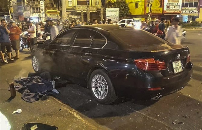 Người phụ nữ lái xe BMW tông nhiều người thương vong khai gì?