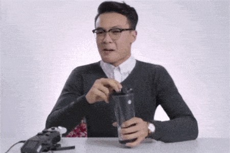 Clip: Chết cười với biểu cảm của những người lần đầu thử uống nước ép rau diếp cá