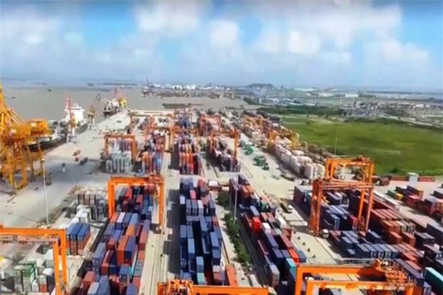 BẢN TIN TÀI CHÍNH-KINH DOANH: Tỷ phú Việt thu nghìn tỷ sau 10 ngày, Việt Nam xuất siêu 6,33 tỷ USD