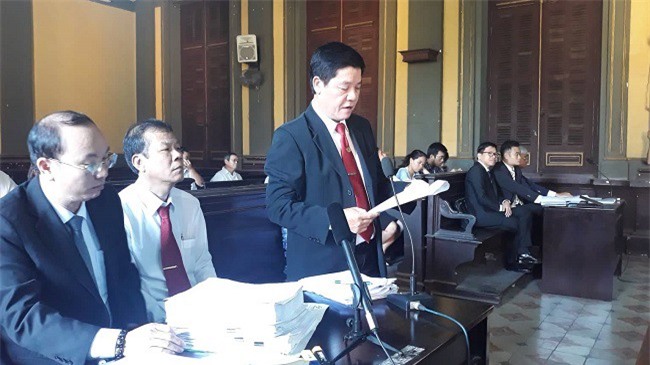 'Đại chiến' Vinasun - Grab: Viện Kiểm sát đề nghị Grab bồi thường 41,2 tỉ đồng cho Vinasun