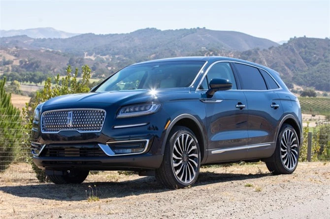 10. Lincoln Nautilus 2019 (giá khởi điểm: 41.335 USD).