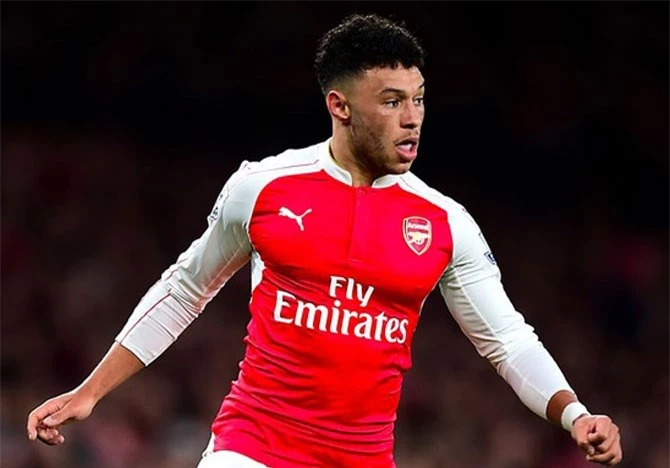 Chamberlain/Arsenal/18 tuổi, 44 ngày