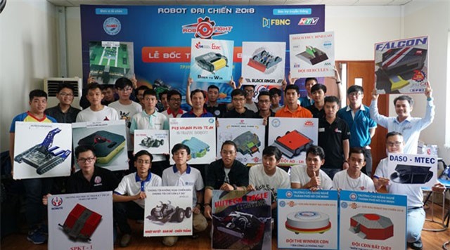 Chờ đón những màn đối đầu 'nảy lửa' tại giải Robofight 2018