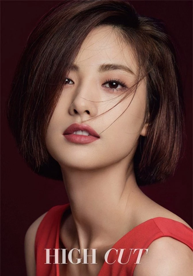 4. Nana - Im Jin-ah (sinh năm 1991, ca sĩ, diễn viên, người mẫu, thành viên nhóm After School, Hàn Quốc).