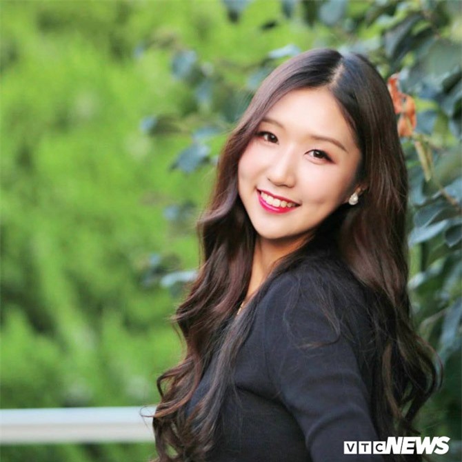 Hot girl Hàn Quốc xinh đẹp biết 4 ngôn ngữ, được ví là ‘bản sao' Hari Won