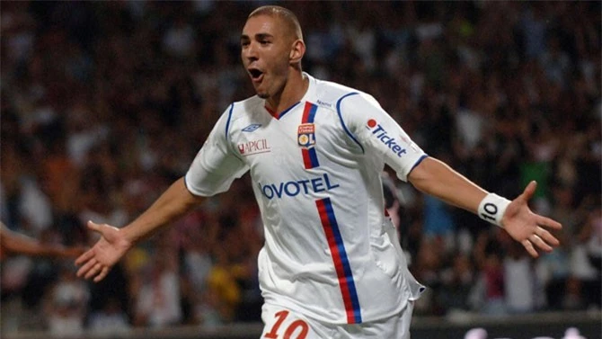 3. Karim Benzema (Lyon , 17 tuổi 355)
