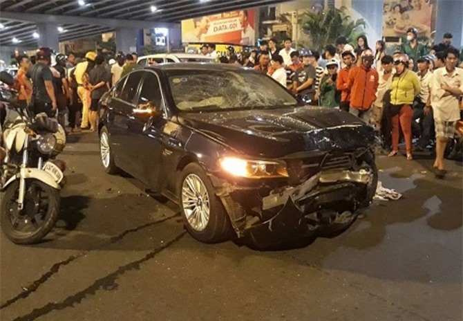 Tài xế BMW đâm liên hoàn ở ngã tư Hàng Xanh đối diện hình phạt nào?