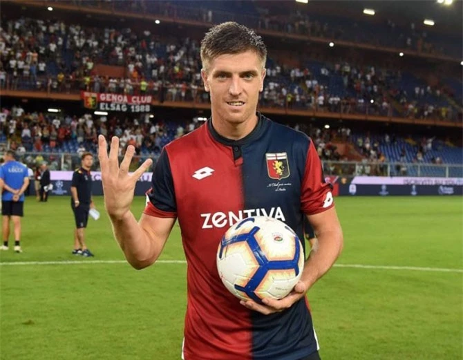 10. Krzysztof Piatek (Genova)