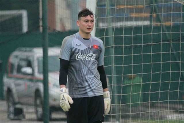 Đặng Văn Lâm phát biểu "sốc" khi bị thầy Park "hắt hủi"