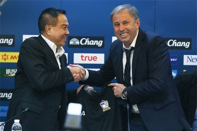 HLV ĐT Thái Lan tuyên bố cứng trước thềm AFF Cup 2018