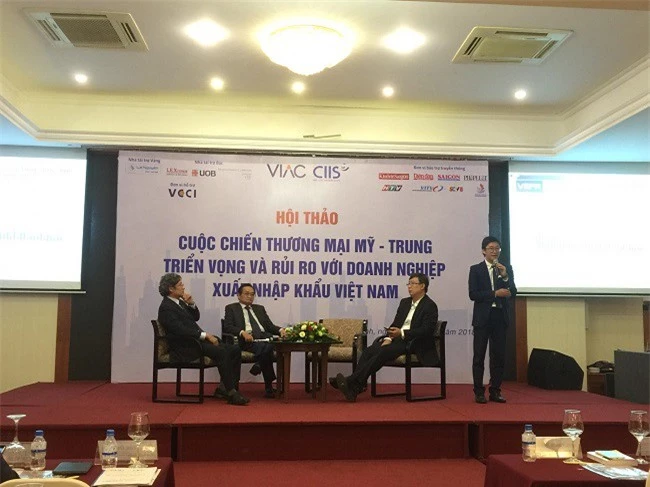 Các chuyên gia đã phân tích về tác động của chiến tranh thương mại Mỹ - Trung với doanh nghiệp Việt Nam. (Ảnh DL)