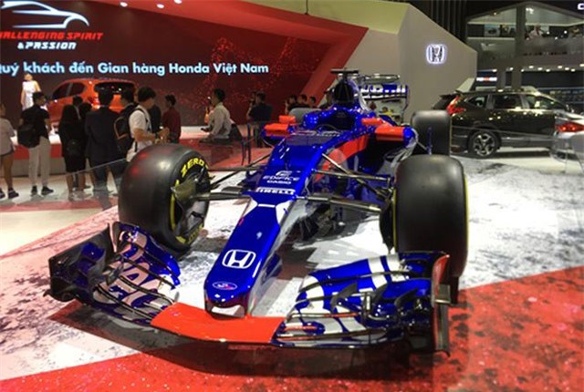 Cận cảnh 2 mẫu xe độc nhất tại triển lãm ô tô Việt Nam 2018