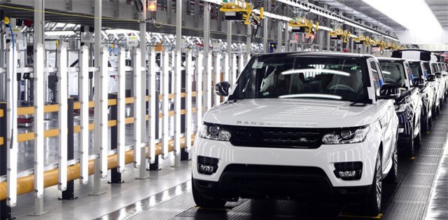 Doanh số sụt giảm, Jaguar Land Rover tạm ngừng sản xuất