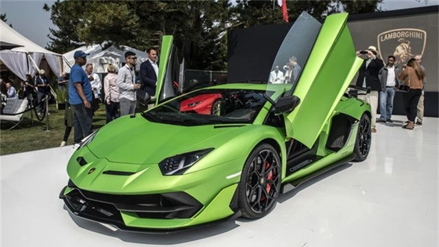  Chiếc Lamborghini Aventador SVJ sẽ được giảm giá đáng kể nếu được miễn thuế nhập khẩu. 