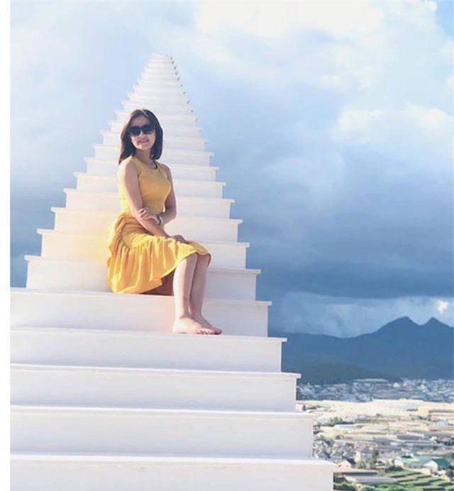 Nấc thang lên thiên đường - điểm chụp hình gây “sốt” ở Đà Lạt