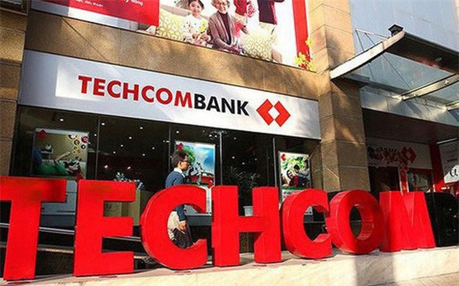 Techcombank lãi trước thuế hơn 7.700 tỷ đồng trong 9 tháng đầu năm, thu nhập nhân viên bình quân 27 triệu đồng/tháng