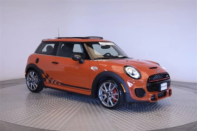 5. Mini Hardtop 2 Door John Cooper Works 2019.