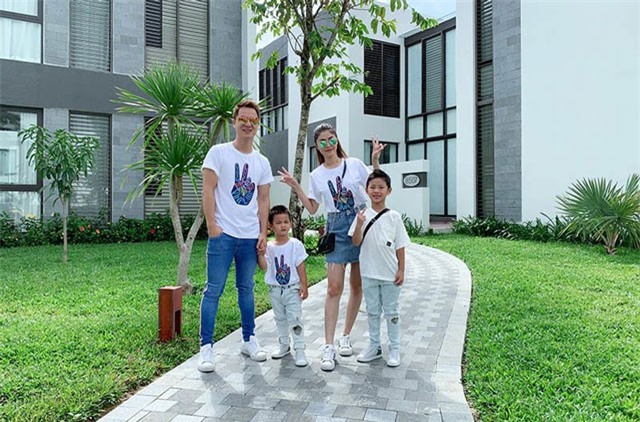 Vợ chồng Đăng Khôi tiết lộ bí quyết giữ lửa hạnh phúc