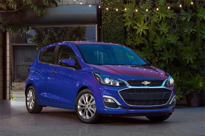 6. Chevrolet Spark 2019 (giá khởi điểm: 13.200 USD).