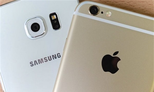 Cả Samsung lẫn Apple đều bị phạt tại Ý vì cố ý làm chậm các phiên bản smartphone cũ