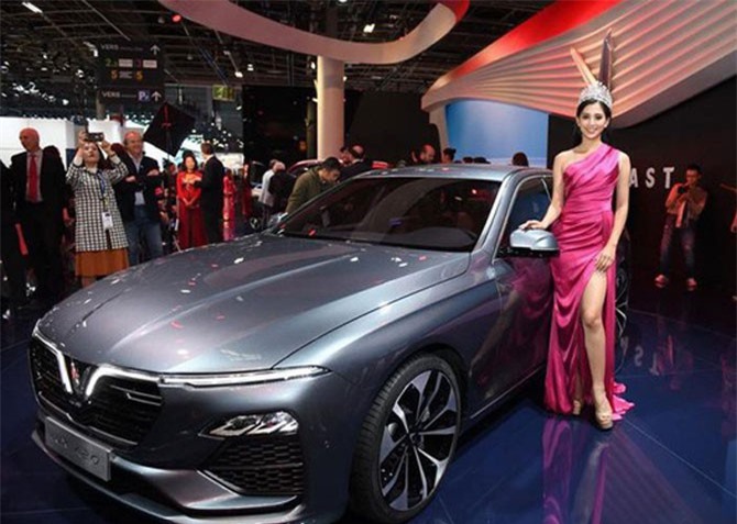 CEO 8X Clingme: Bphone, Vinfast có phải “made in Vietnam” hay không chẳng quan trọng, quan trọng là người Việt hưởng lợi gì từ những doanh nghiệp ấy!