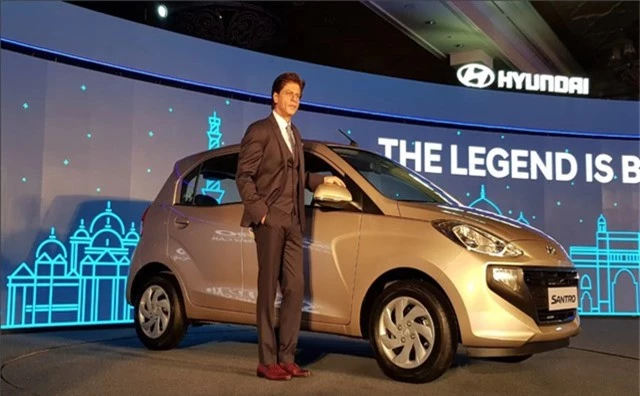  Hyundai Santro 2018 ra mắt với đại sứ thương hiệu là nam diễn viên Ấn Độ nổi tiếng Shah Rukh Khan 