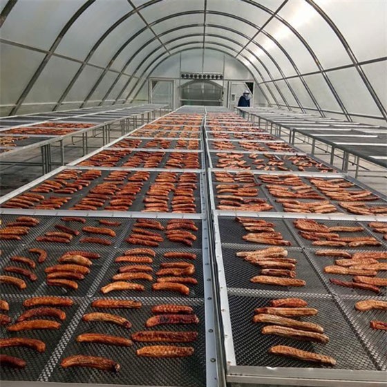 Nhà kính khí đối lưu giúp phơi, sấy nông sản cả đêm lẫn ngày