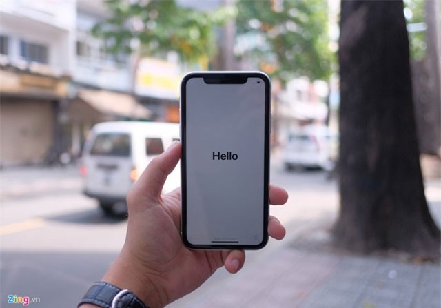 iPhone XR về Việt Nam, giá từ 23,9 triệu đồng