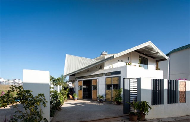 Ngôi nhà mái dốc xinh như bước ra từ truyện tranh Nhật Bản ở Đà Lạt