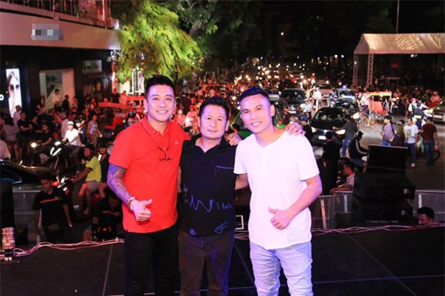 Quả Dưa Hấu bất ngờ tái hợp trong buổi tập liveshow Tuấn Hưng