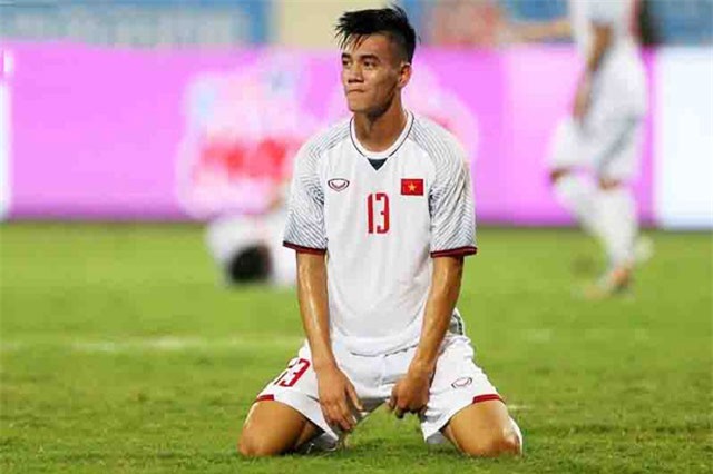 Xác định mức độ chấn thương của Tiến Linh