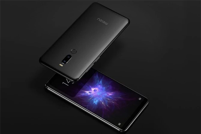 Meizu Note 8 có 4 màu đen, xanh dương, tím và đỏ. Máy được bán ra ở Trung Quốc từ ngày 1/11 với giá 1.298 Nhân dân tệ (tương đương 4,36 triệu đồng).